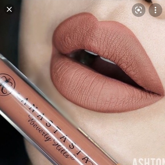 Ashton - ABH Liquid Lipstick
